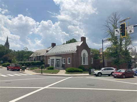 1 Chestnut St West Newton Ma 02465 Loopnet