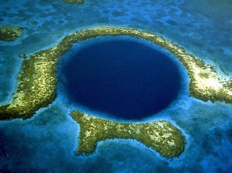 10 Fascinating Facts About The Blue Hole In Belize