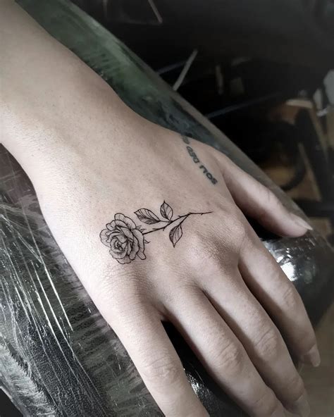 101 Inspiring Side Hand Tattoo Designs