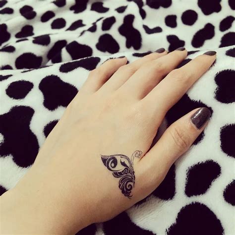 110 Cute And Tiny Tattoos For Girls Designs Amp Meanings 2017