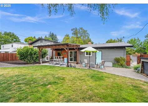 11850 Sw Clifford St Beaverton Or 97008 Zillow