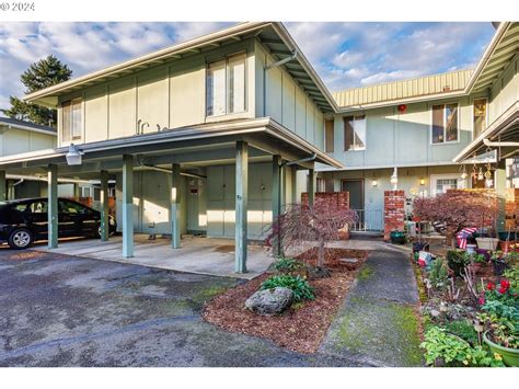 12825 Se Stark St Portland Or 97233 Mls 24482471 Redfin