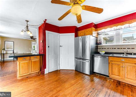 16 N Walnut St Rising Sun Md 21911 Redfin