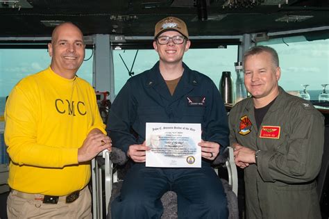 191213 N Pi076 0006 U S Navy Information Systems Technici Flickr