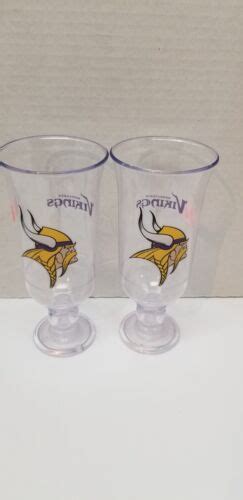 2 Minnesota Vikings Hard Plastic Stemmed 16 Oz Wine Glasses Perfect 4
