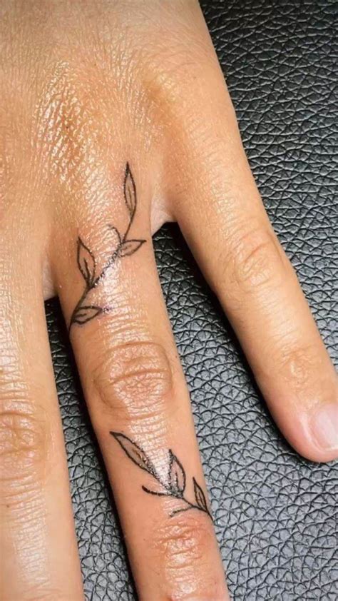 20 Drool Worthy Finger Tattoo Designs For Women
