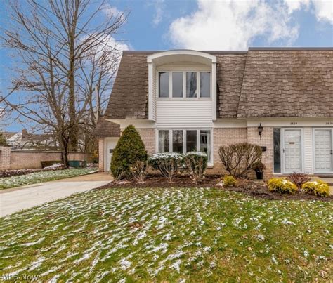 2622 S Green Rd Beachwood Oh 44122 Homes Com