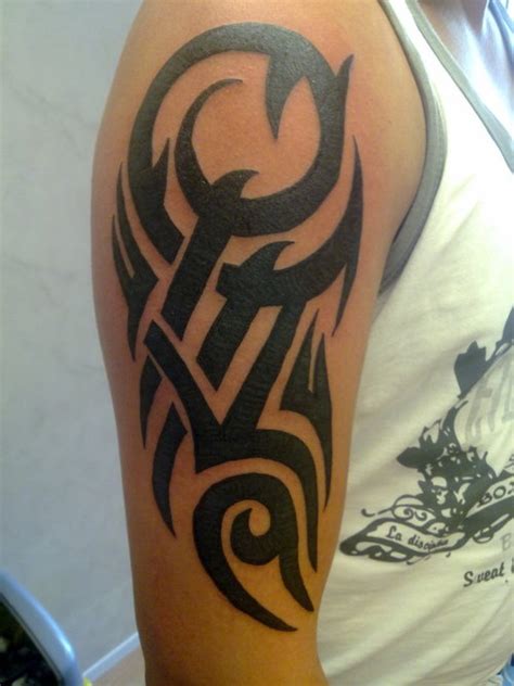 28 Awesome Tribal Arm Tattoos
