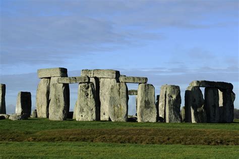 3 British Just Stop Oil Activists Acquitted Over Stonehenge Spraypaint Upi Com