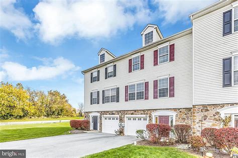 44 Narragansett Ln East Fallowfield Township Pa 19320 Townhome
