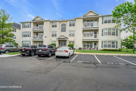 490 Saint Andrews Place Manalapan Nj 07726 Homes Com