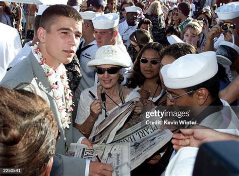 55 Us Pearl Harbor Premiere Hartnett Stock Photos High Res Pictures And Images Getty Images