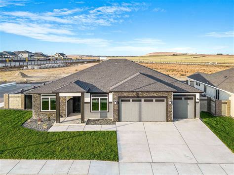 7992 Cardinal Peak St West Richland Wa 99353 Zillow