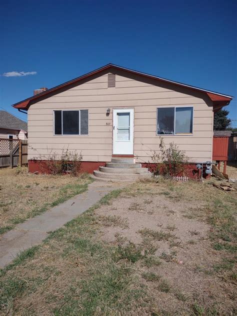 807 Grace Ave La Junta Co 81050 Mls 219527 Redfin
