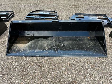 90 Amp Quot Qt Bucket W Blade Assiter Auctioneers