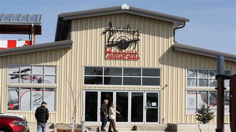 Amelia S Hangar Opens At Bremerton National Airport