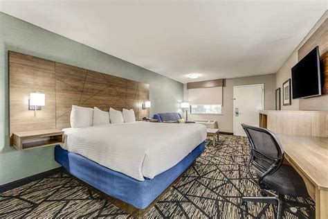 Best Western Huntsville Inn Suites Huntsville Hotel Reviews Rooms Prices Hotels Com
