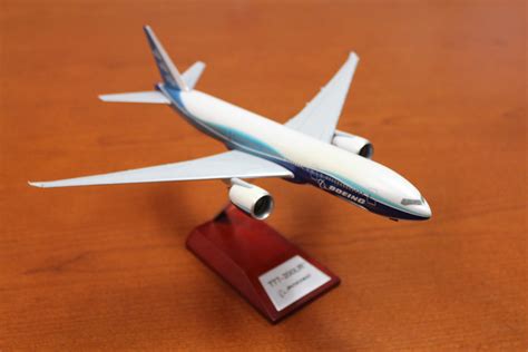 Boeing 777 Model Illinois Aviation Academy