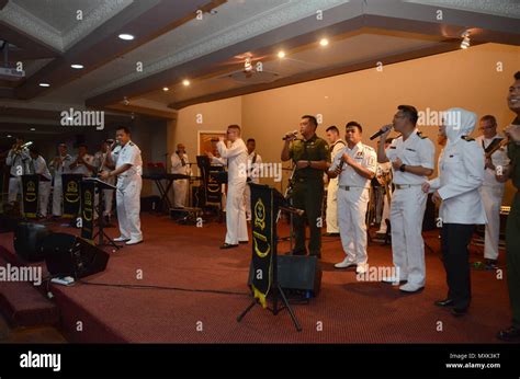 Brunei Nov 16 2016 U S Navy 7Th Fleet Band Orient Express