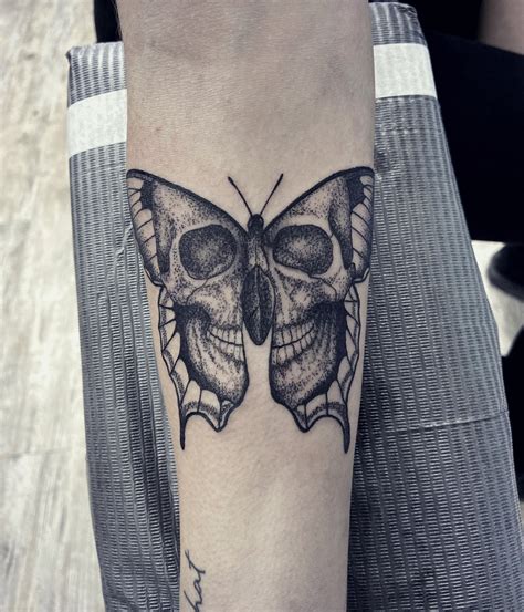 Butterfly Skull Tattoos Mystic Ink Fusion 10 Ideas Inkbox Butterfly Skull Tattoos Mystic Ink Fusion 10 Ideas Inkbox