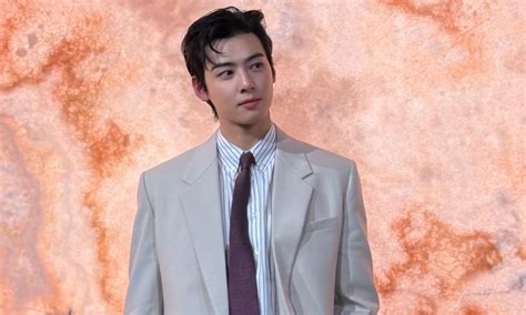 Cha Eun Woo Makes This Heartfelt Request To Fans Before Military