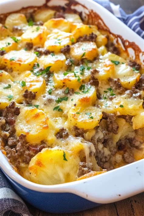 Cheesy Hamburger Potato Casserole That Oven Feelin