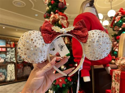 How To Make Christmas Disney Ears In Minutes: Quick Diy Guide
