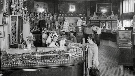 Closing Time Moscow S Iconic No 1 Grocery Store Shuts Down