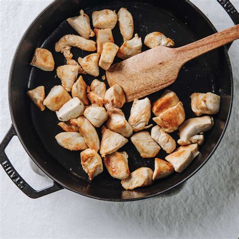 Cooked Diced Chicken Breast