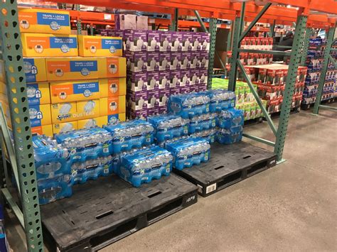 Coronavirus In Oregon More Grocery Stores Change Hours To Keep Up With Demand Cleaning Oregonlive Com