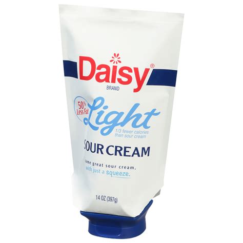 Daisy Sour Cream Light Front Right Elevated