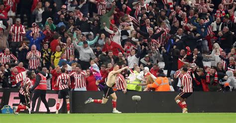 Dan Ballard Stoops To Conquer Coventry And Send Delirious Sunderland Into Play Off Final The Mirror Dan Ballard Stoops To Conquer Coventry And Send Delirious Sunderland Into Play Off Final The Mirror