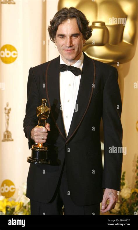 Daniel Day Lewis With The Award For Best Actor Received For There Will Daniel Day Lewis With The Award For Best Actor Received For There Will