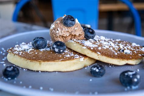 Delicious Breakfast And Lunch Suitable For Any Palate With Little To