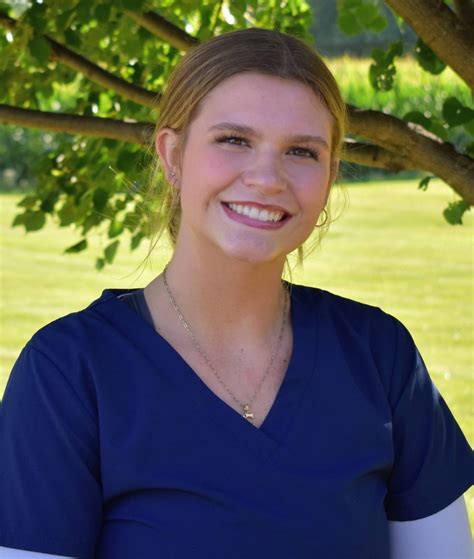 Dental Assistant Jobs In Wisconsin Dental Wellness Deforest Dentist