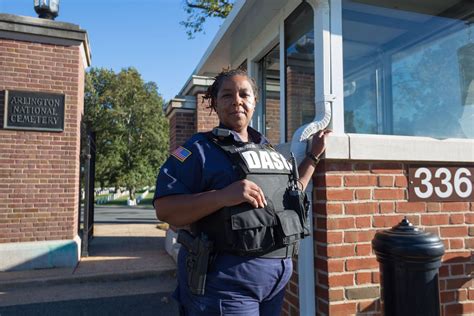 Department Of Army Security Guards Sought Article The United States Army