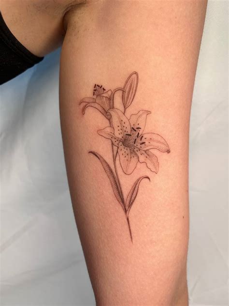 Discover The Elegance Of Fine Line Flower Tattoos In Calgary Your Discover The Elegance Of Fine Line Flower Tattoos In Calgary Your