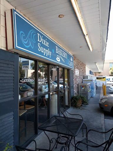 Drive In Amp 39 S Diners And Dives Featured Dixie Supply Bakery Amp Cafe