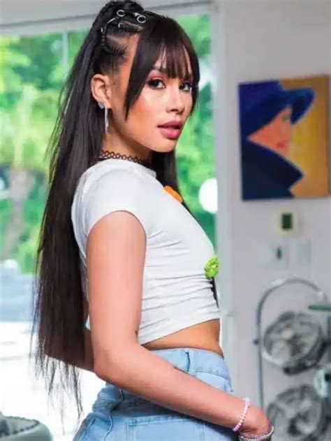 Facial For Ex Girlfriend Ari Alectra Reality Kings Picture 02