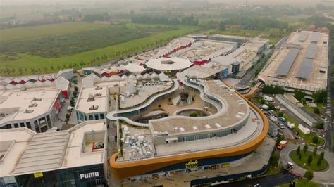 Falconeri Scalo Milano Outlet Amp More Falconeri Scalo Milano Outlet Amp More