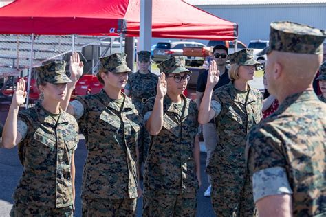 Four Ocs Graduates Swear In As Judge Advocates Amp Gt Marine Corps