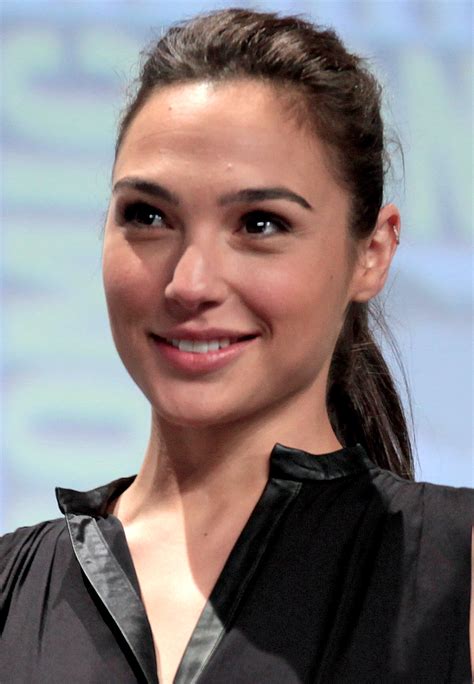 Gal Gadot Jewish Women S Archive Gal Gadot Jewish Women S Archive