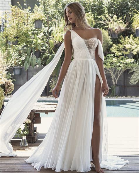 Goddess Wedding Dresses Beach: Perfect Elegance