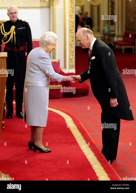 Gosden Receives Obe From The Queen