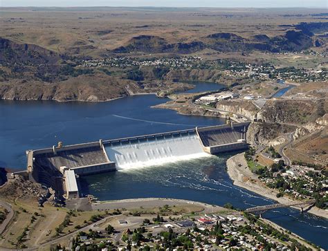 Grand Coulee Dam: Unveiling Nature's and Human Engineering Marvel