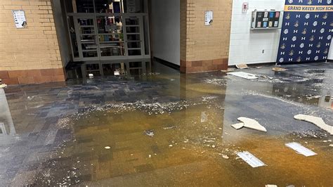 Grand Haven High School Closed Again Friday After Burst Pipe Woodtv Com Grand Haven High School Closed Again Friday After Burst Pipe Woodtv Com