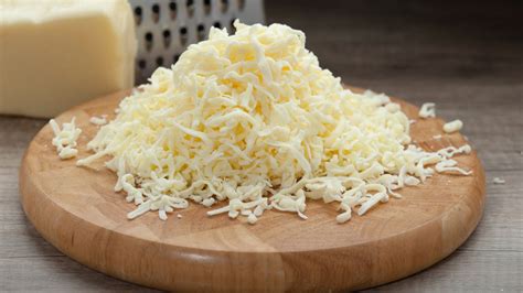 Grate Mozzarella Cheese