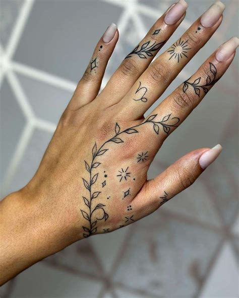 Hand Tattoos For Females