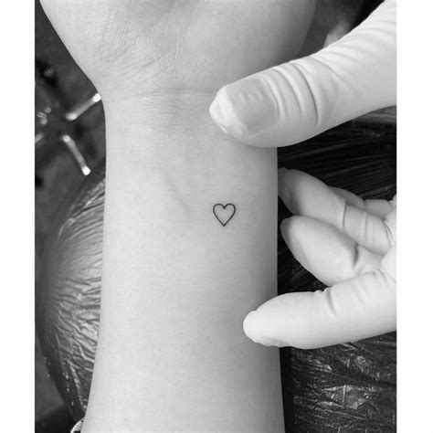 Heart Wrist Tattoo 8 Elegant Minimalist Designs
