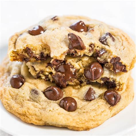 Hershey S Chocolate Chip Cookie Recipe Soft Chewy Averie Cooks Hershey S Chocolate Chip Cookie Recipe Soft Chewy Averie Cooks